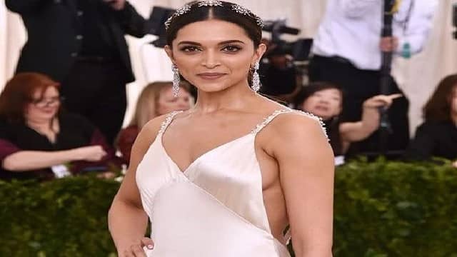 top 10 hot bollywood actress